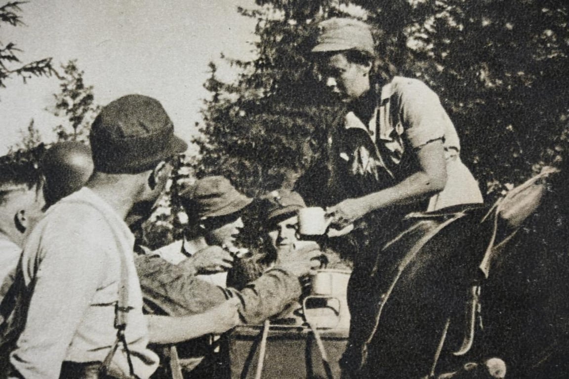 Finnish WW2 Picture 'Lotta Svärd'