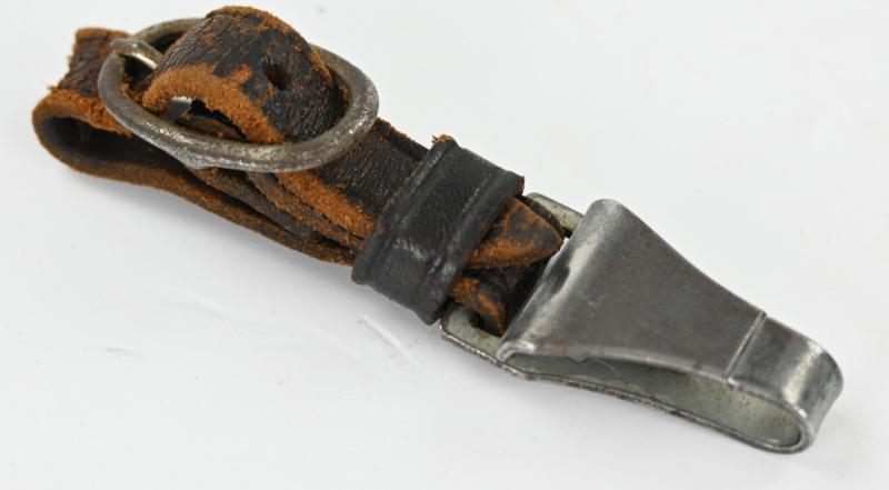 German SA M33 Dagger Hanger