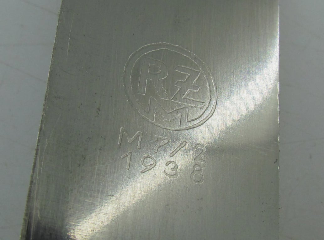 Hitler Youth Fahrtenmesser – RZM M7/2 Emil Voos – 1938