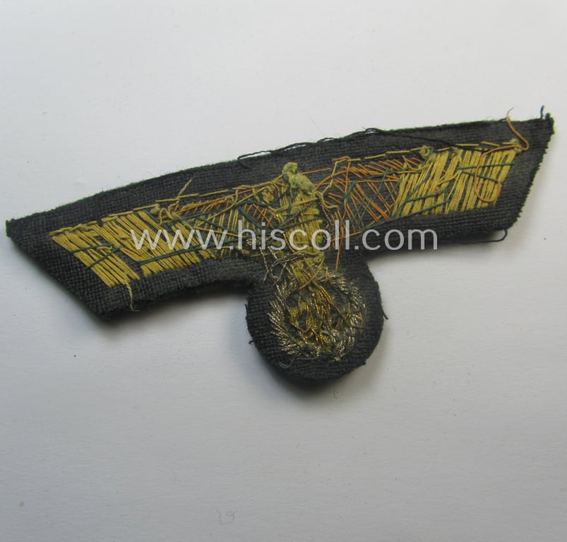 Superb, WH (Heeres o. Küsten-Artillerie) general-officers'-pattern breast-eagle (ie. 'Brustadler für Generale des Heeres o. Offz. der Küsten-Artillerie') as executed in bright-golden-coloured, 'hand-embroidered'-pattern