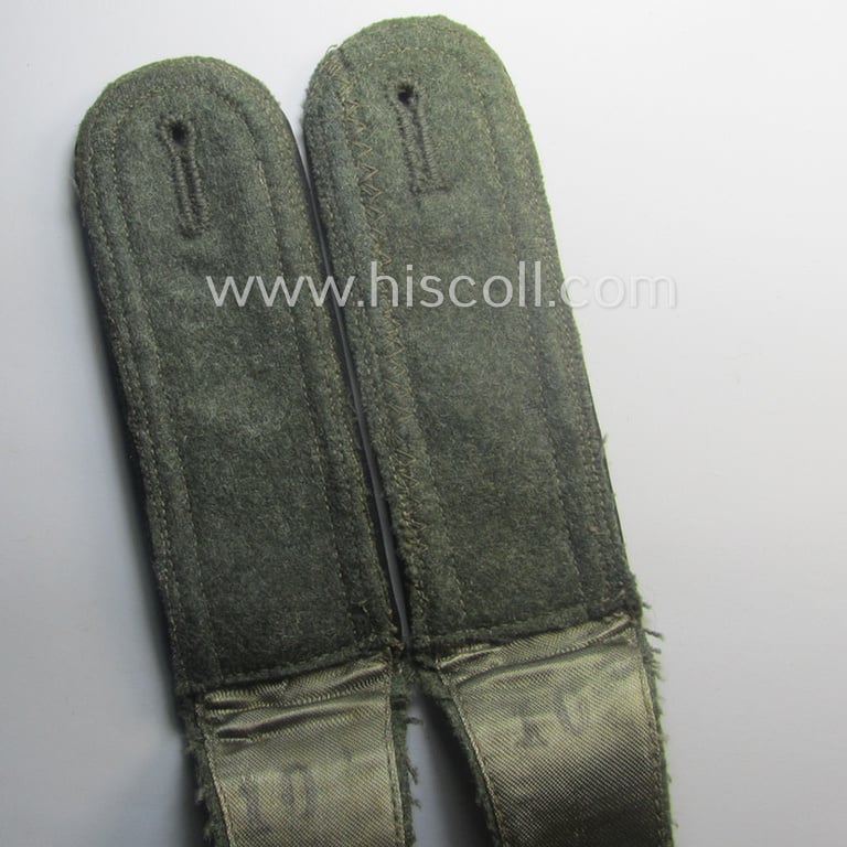 Pair of early- (ie. mid-) war-period so-called: 'M41 o. M43'-pattern, WH (Heeres) NCO-type shoulderstraps as piped in the black- (ie. 'schwarzer'-) coloured branchcolour as intended for an: 'Uffz. der Pionier-Trpn.'