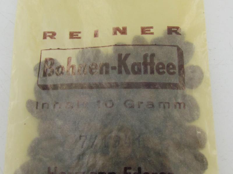German small bag with coffee beans (1941)