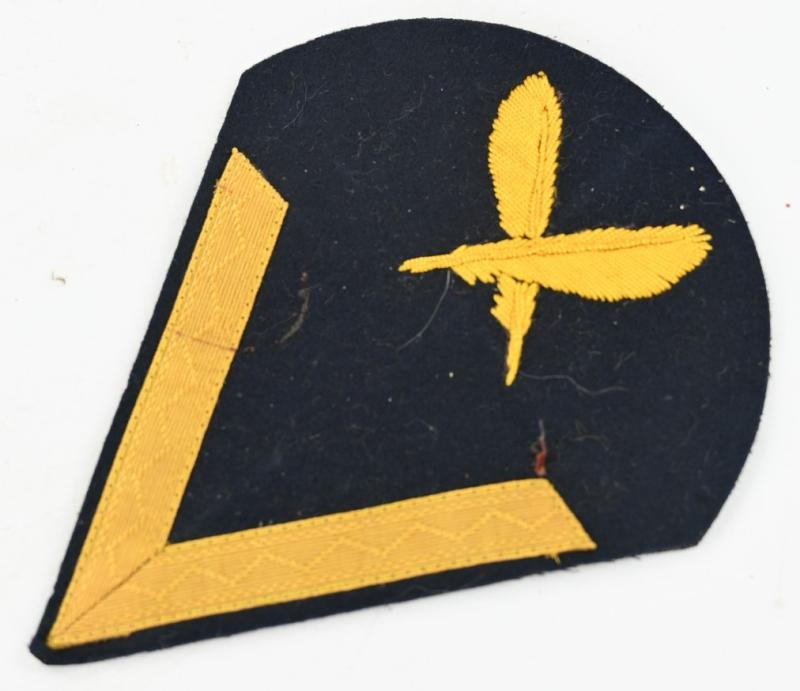 German KM Career Rank Chevron Badge 'Schreiber'