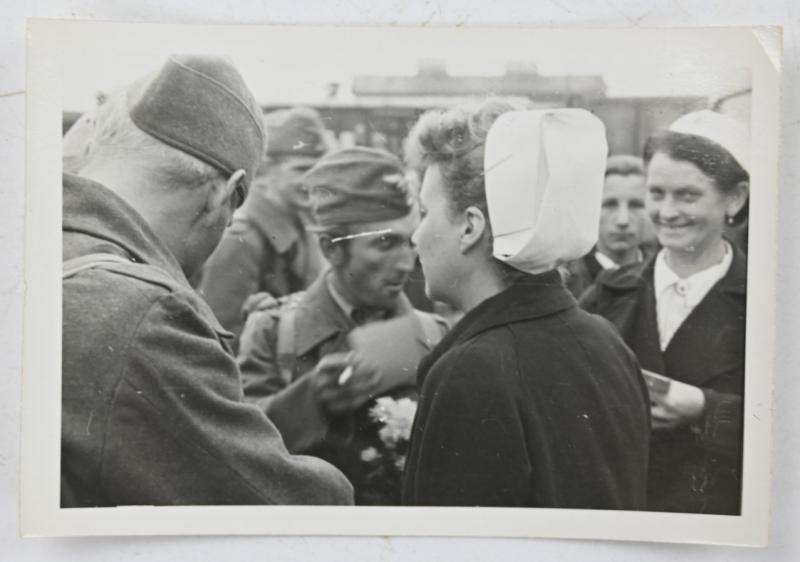 German WH Afrikakorps Picture Set