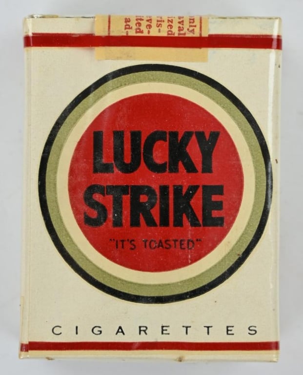 US WW2 Package of Lucky Strike Cigarets
