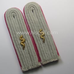 WH (Heeres), 'cyphered' officers'-type shoulderboard-pair as was intended...