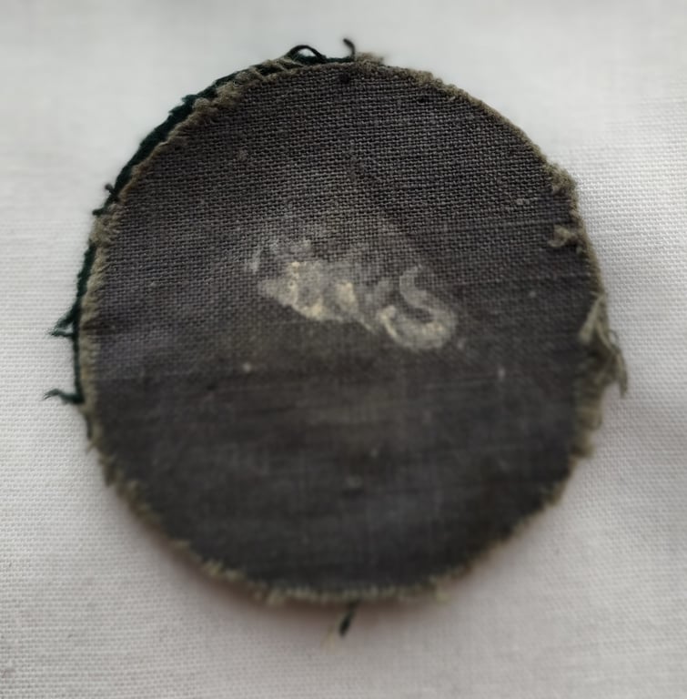 H (Heeres) 'Armwinkel' (or: arm-chevron) as executed on typical  green badge cloth