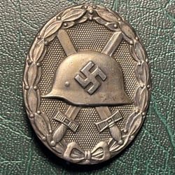 Wound Badge in Silver "L22" Glaser & Söhne