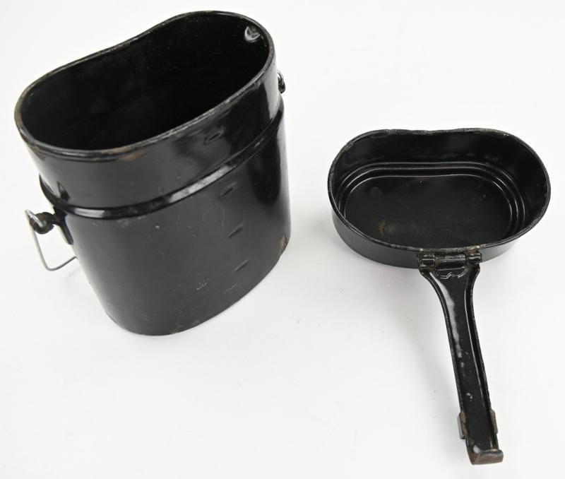 German WW1 M-1910 Enameled Steel Messtin.