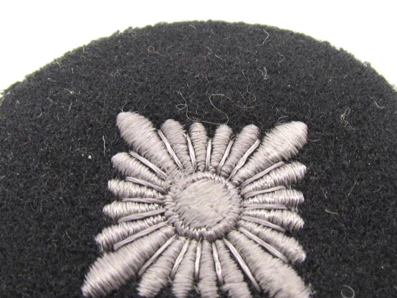 Waffen-SS/ WH-Panzer 'Oberschütze' Rank Pip