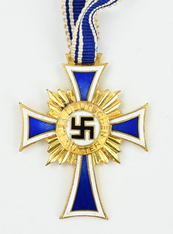 German Mother's Cross in Gold with case
