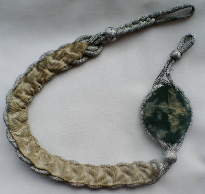A Heer Marksmanship Lanyard Grade 1 (Heer Schützenschnur) 2nd pattern variant