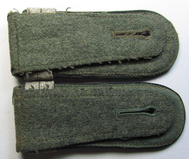 Fully matching - and scarcely seen! - pair of WH (Heeres) NCO-type (ie. 'M40-/M43'-pattern) shoulderstraps as was intended for usage by a: 'Feldwebel u. Offiziers-Anwärter eines Pionier-Bataillons o. Regiments'