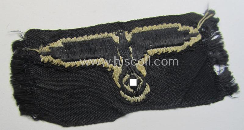 Superb - and nowadays rarely encountered! - Waffen-SS, 'BeVo'-woven-style skull- and cap-eagle-set (ie. 'Totenkopf- u. Adler-Effektensatz für Schiffchen o. Einheitsfeldmütze') that comes in a 'virtually mint- ie. unissued', condition