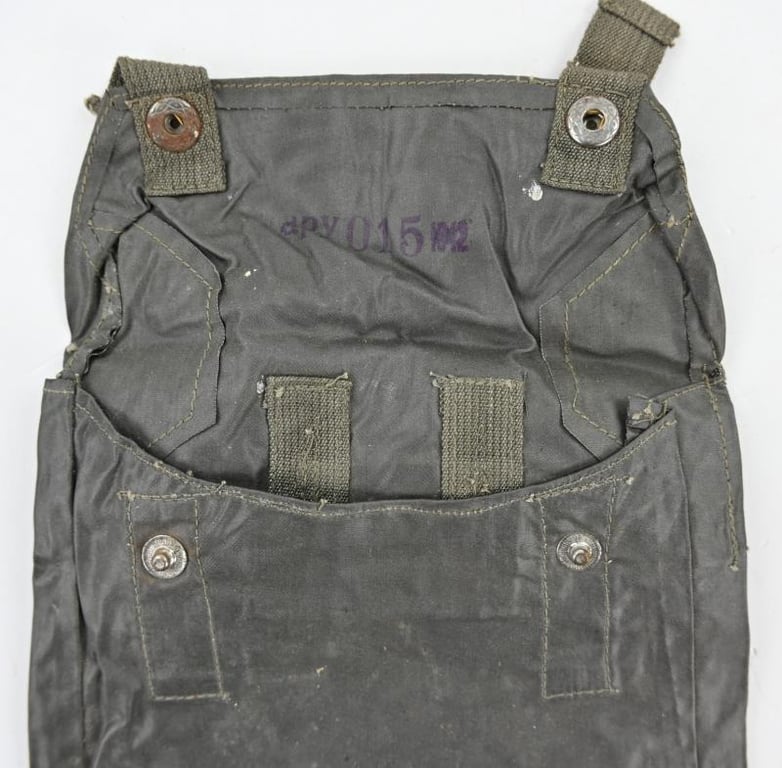 German WH M31 Gascape Pouch