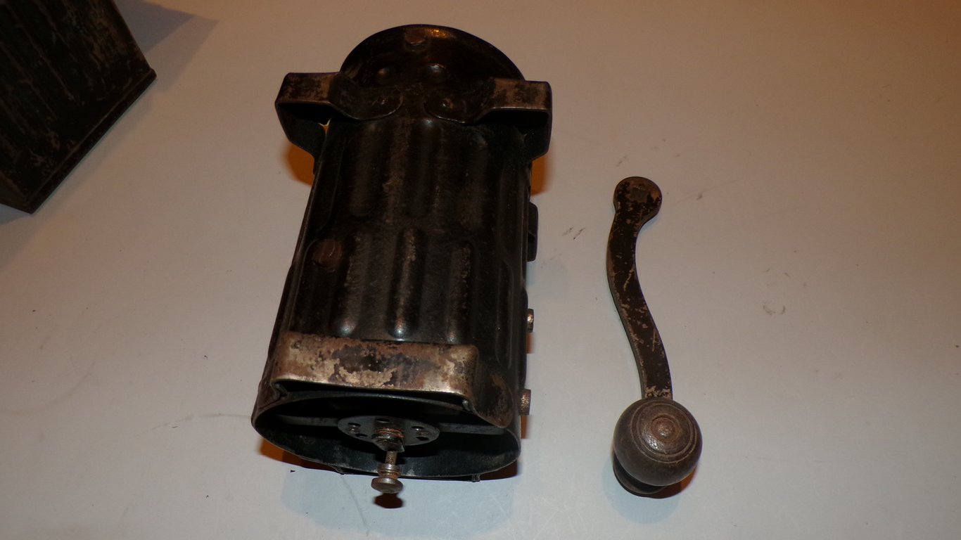 Italian / German Army Coffee Grinder (Feldküche / Kaffeemühle)