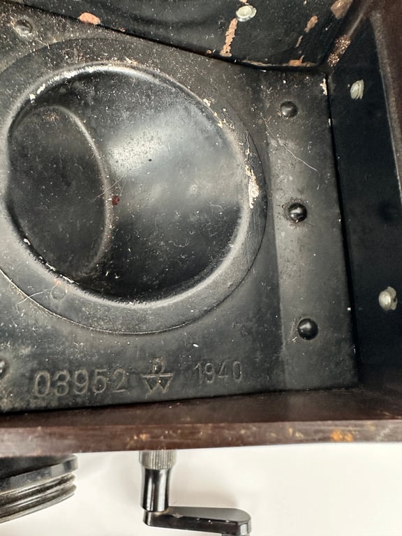 Nice original German WW2 FF33 Field Telephone (Feldfernsprecher 33) 1940