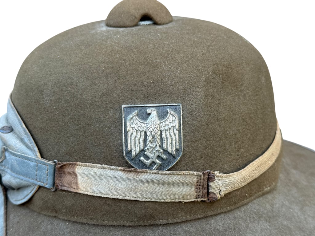WH (HEER) DAK Pith Helmet -1942-