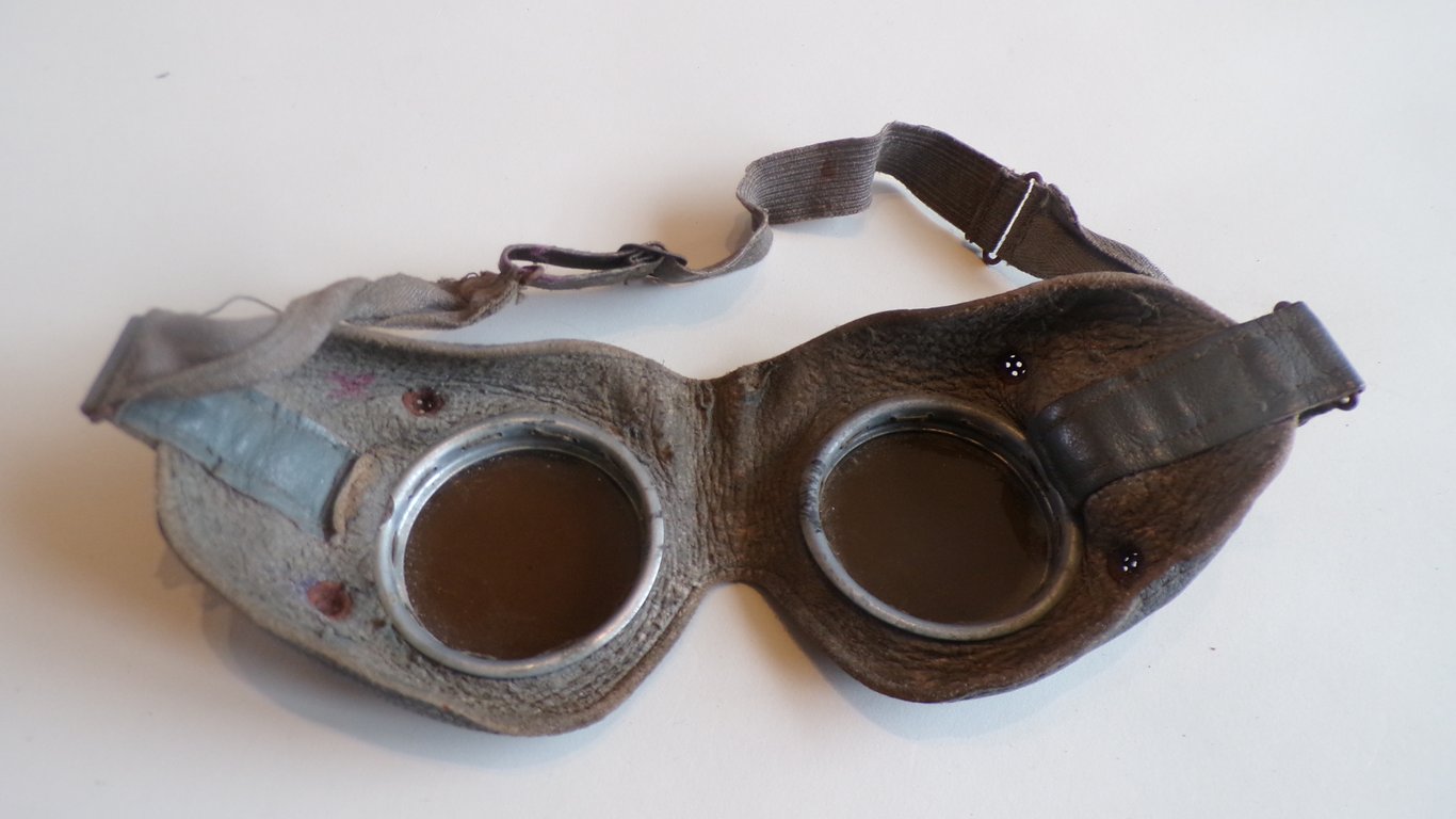 Leather and Aluminum Combat Sun/Dust Goggles