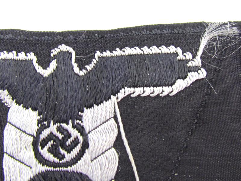 Waffen-SS Panzer ‘BeVo’ trapezoid M43 cap insignia