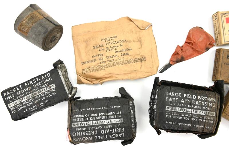 US WW2 Medical Equipment Set