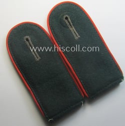 Pair of so-called: 'M40'-pattern, WH (Heeres) EM-type shoulderstraps:...