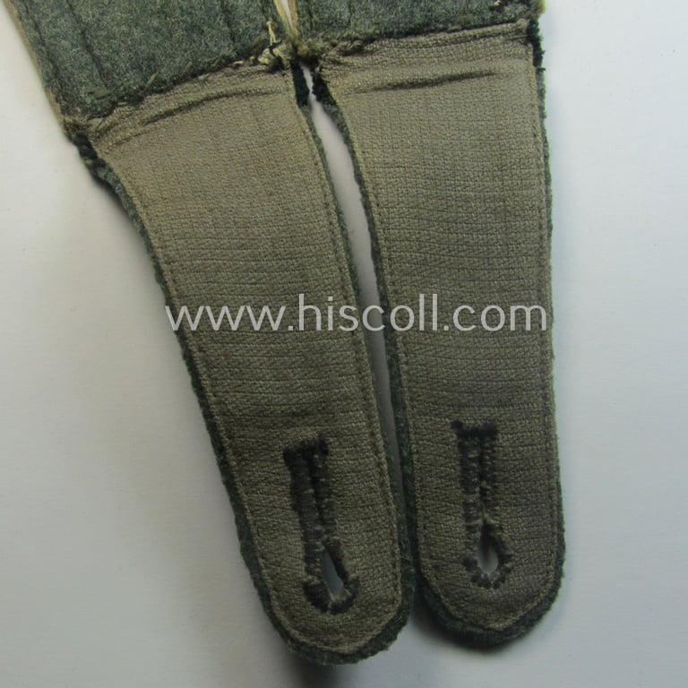 Pair WH (Heeres) NCO-type (ie. 'M40'-pattern) shoulderstraps: 'Unteroffizier einer Infanterie-Rgts.'