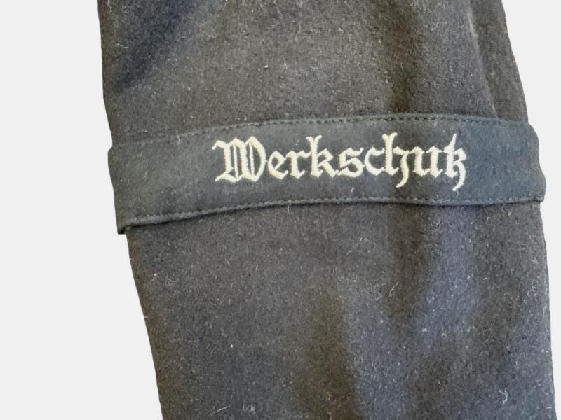 Deutsche Arbeitsfront ( DAF ) Werkschutz Uniform + Trousers + Cap