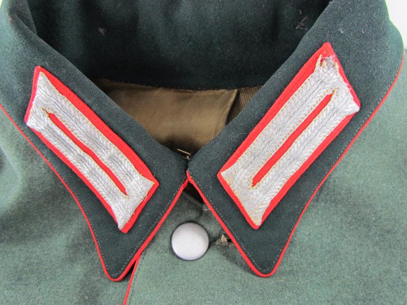 Wehrmacht Heer Artillery Waffenrock in the rank of Oberleutnant