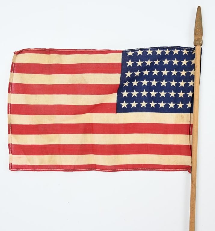 US WW2 48 Star Stars & Stripes Flag on Pole