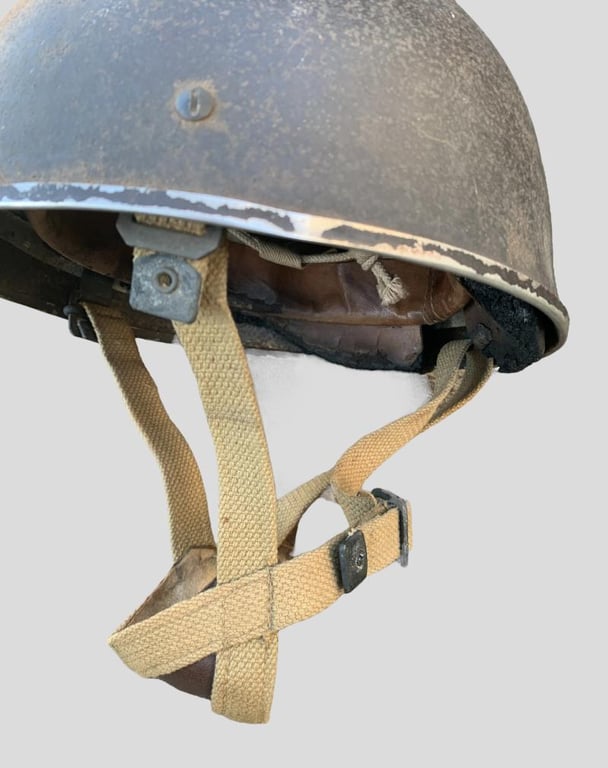 British Airborne Paratrooper Helmet -1944-