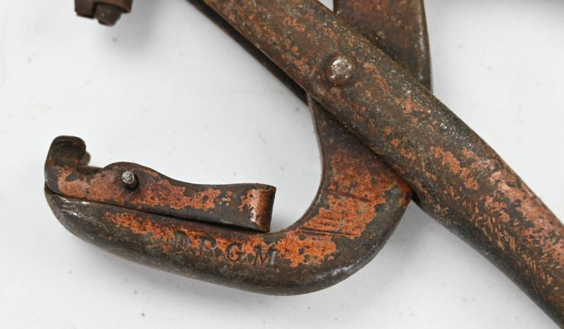 German WH Metal Punch Tool