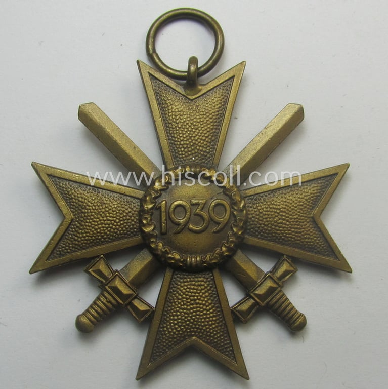 Medal-set: 'KvK 2. Klasse mit Schwertern' being a maker- (ie. '61'-) marked (and just minimally used) specimen by the maker- (ie. 'Hersteller') named: 'Rudolf A. Karneth & Söhne'