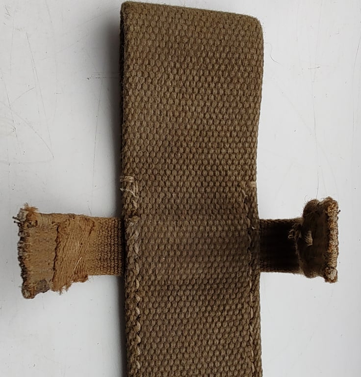 Reproduction Afrika Korps K98 bayonet frog