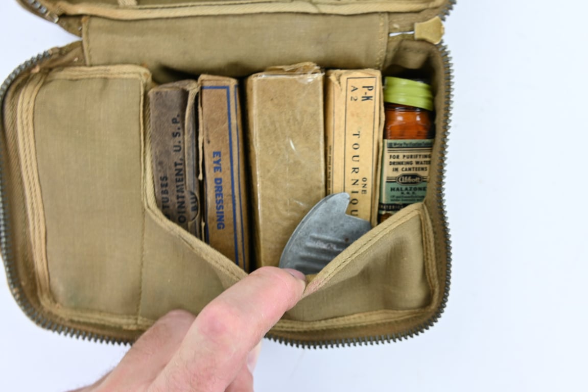 USAAF WW2 Aeronautic First Aid Pouch