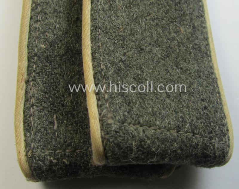 Superb - fully matching and just moderately used! - pair of WH (Heeres) 'M40'- (ie. 'M43'-) pattern, WH (Heeres) EM-type shoulderstraps as was intended for usage by a: 'Soldat der Infanterie-Truppen'