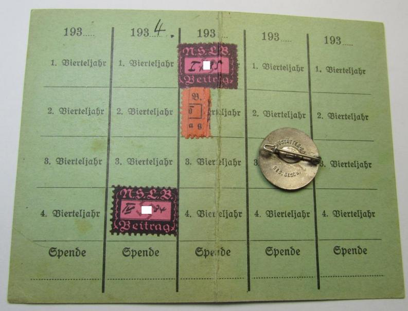 Neat set comprising of a: 'Mitgliedsabzeichen des Nationalsozialistische Lehrerbundes' (ie. 'N.S.L.B.') (showing the makers'-designation: 'Hoffstätter - Bonn') and that comes with its accompanying  'Mitgliedskarte' as issued
