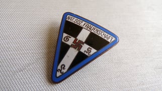 NS-Frauenschaft Enamel Membership Badge
