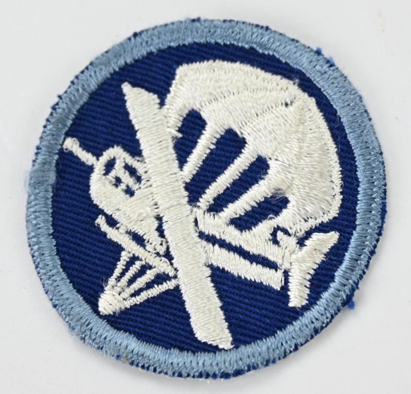 US WW2 EM Combined Glider/Parachute Cap badge