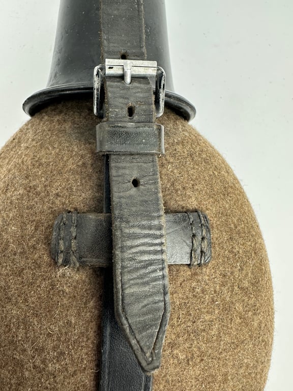 "HGF39" canteen