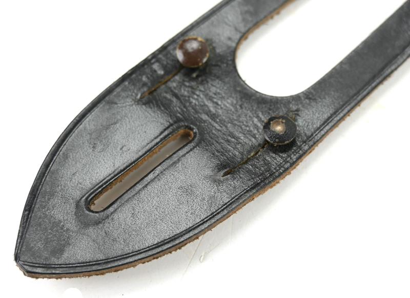 German WH CAG 1942 Binocular Button attachment Leather