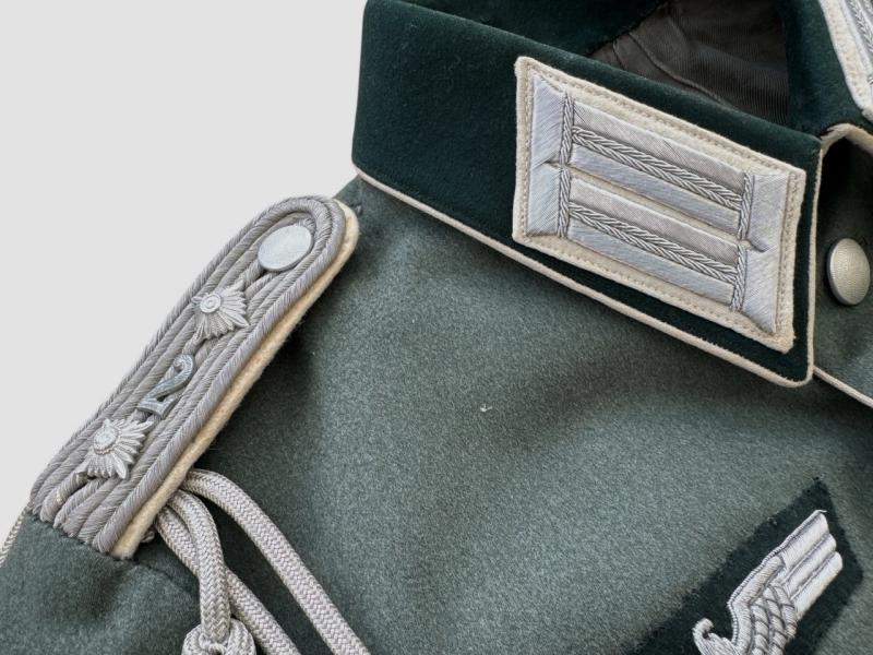 Wehrmacht (Heer) Infantry Officer’s "Waffenrock" – Hauptmann