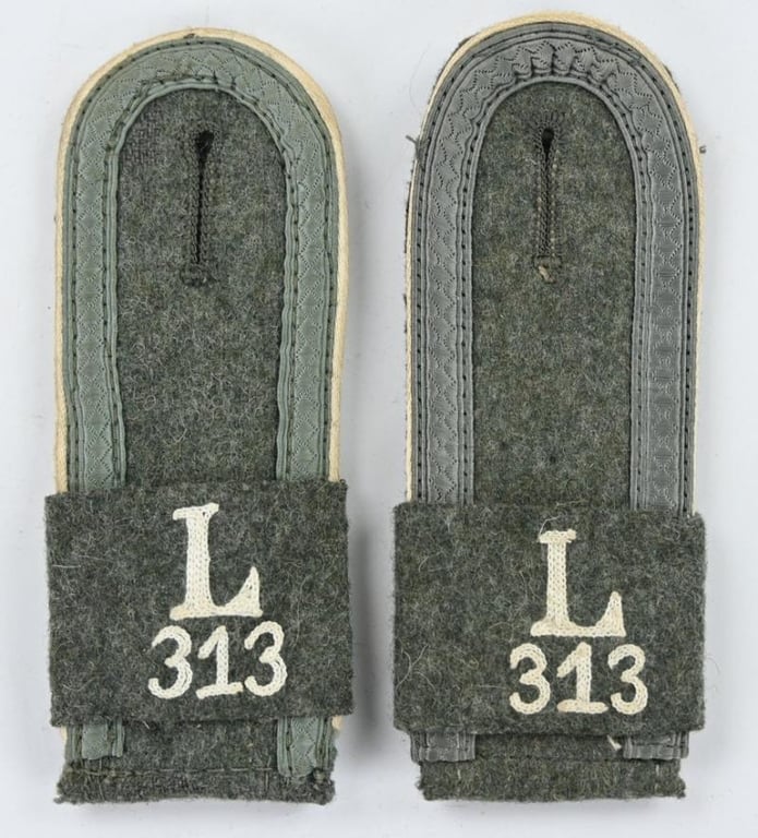 German WH NCO Shoudlerboars Set Infantry