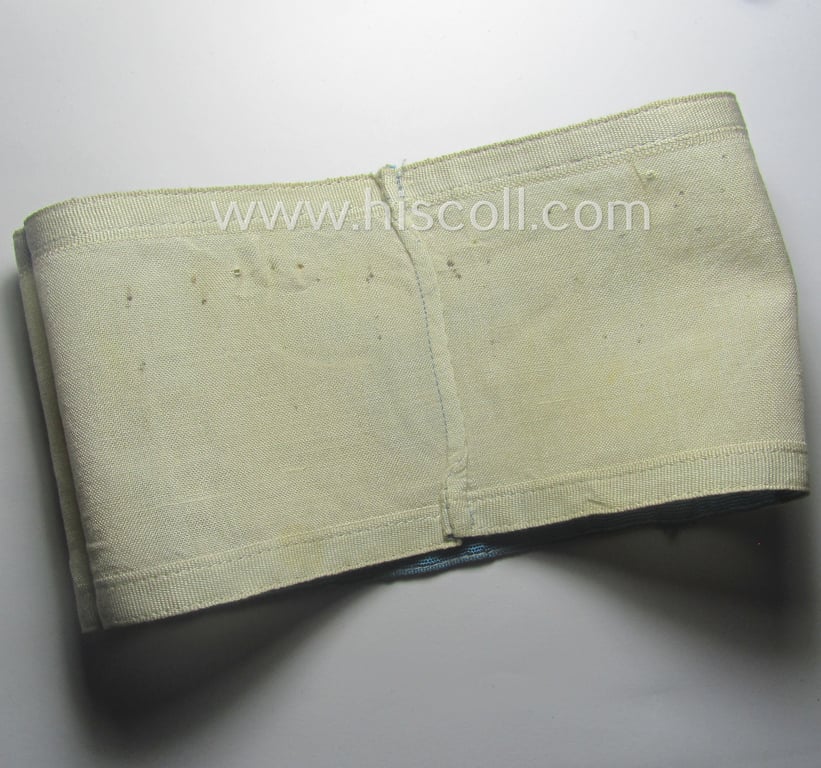 Superb, WH (Luftwaffe) armband (or: 'Dienst-Armbinde') as was (presumably) intended for (graduated-) staff-members serving within one of the air-force, officers'-cadet-schools