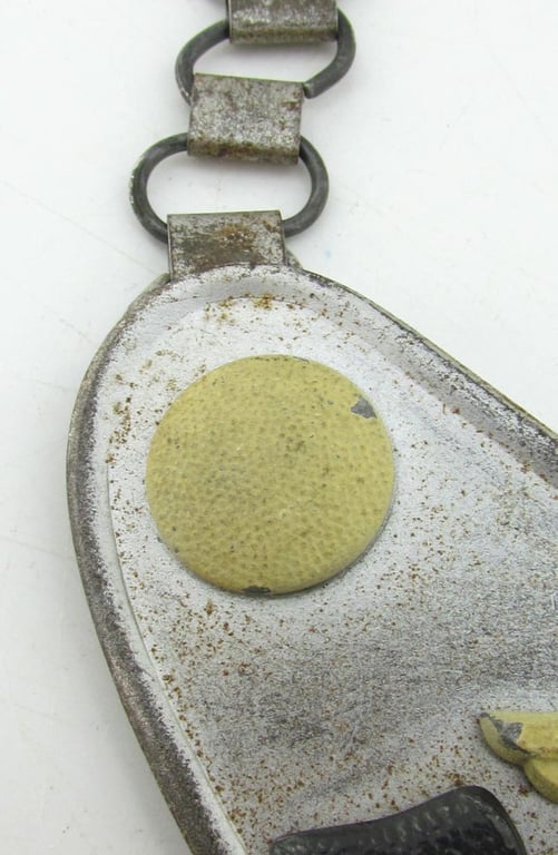 Wehrmacht Feldgendarmerie gorget ‘Ringkragen’by Maedicke
