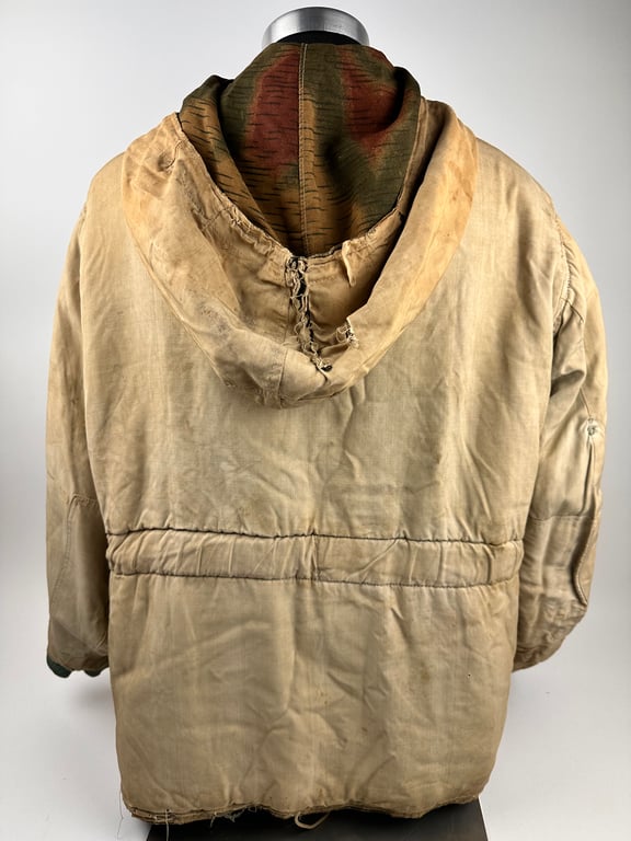 Wehrmacht reversible winter parka in "Sumpftarnmuster"
