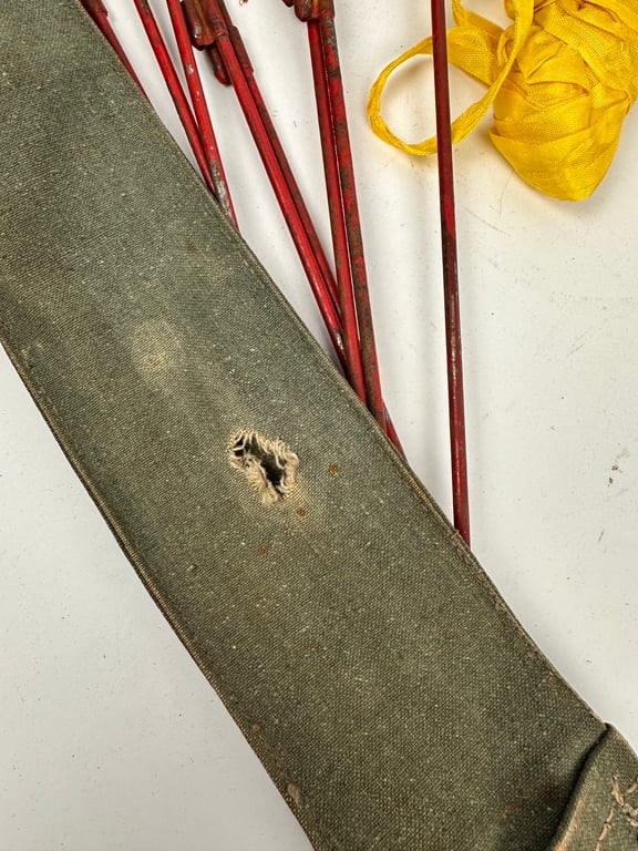 German WH Gas Warning Flag Set with  Carrying Pouch