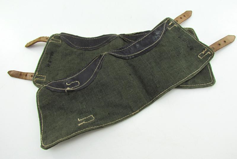 Pair of late war M37 pattern gaiters or Gamaschen