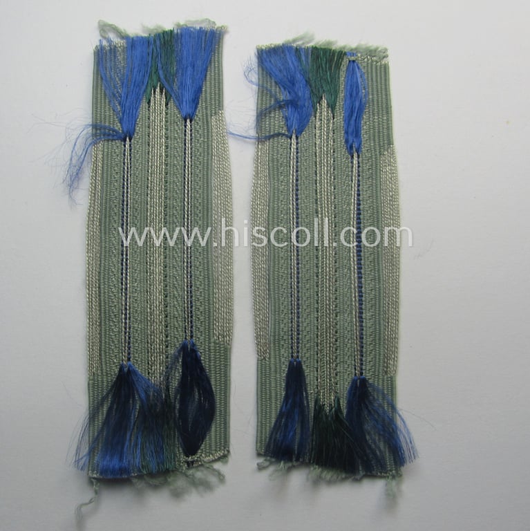 Pair of WH (Heeres) EM/NCO-type collar-tabs (or: 'Einheitskragenspiegel') 'Sanitäts-Trpn.'