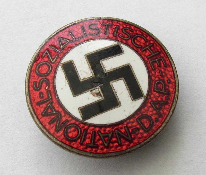 NSDAP Party Button Hole Enamel Badge RZM M1/8